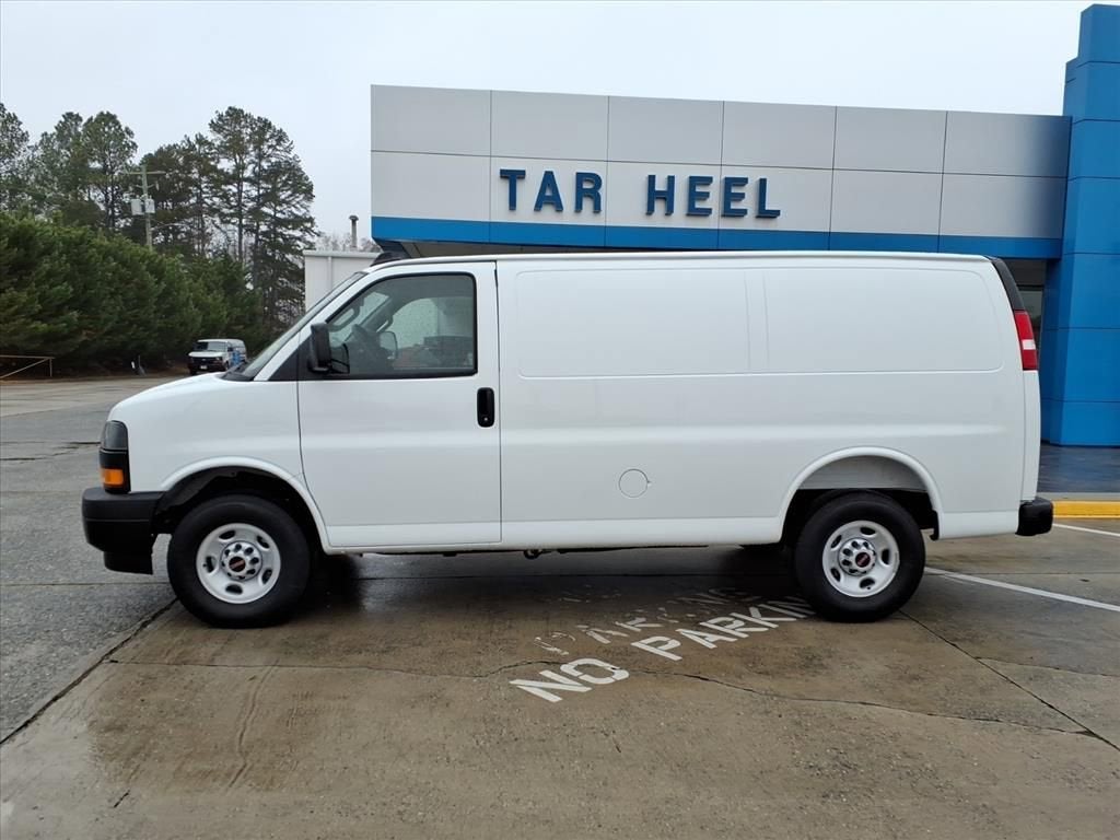 2025 GMC Savana Cargo Work Van