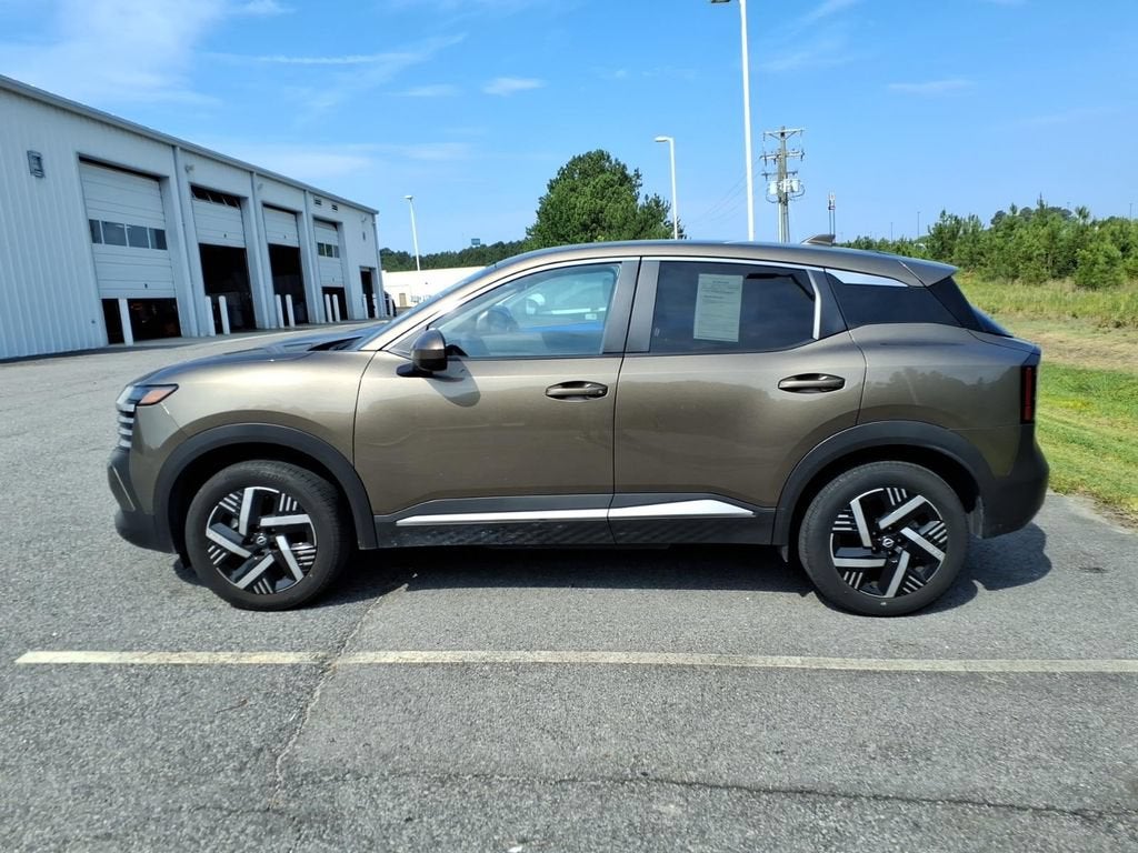 2025 Nissan Kicks SV