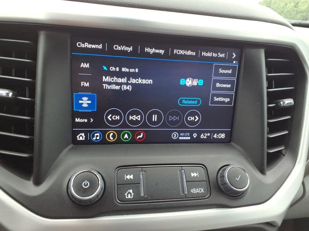 2023 GMC Acadia SLT