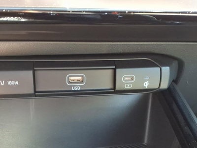 2025 Kia Niro SX Touring