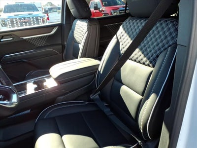 2026 GMC Acadia Denali