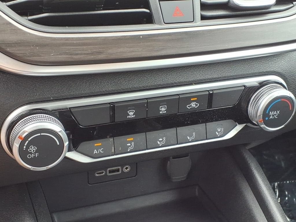 2025 Nissan Altima SV