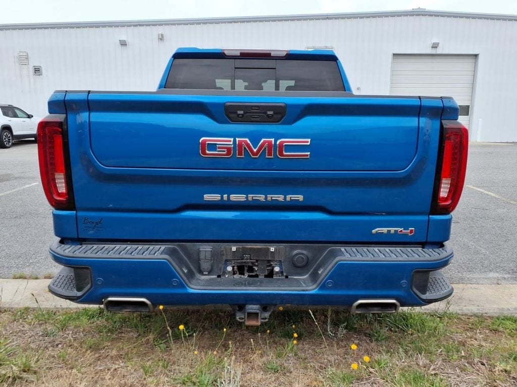 2022 GMC Sierra 1500 AT4