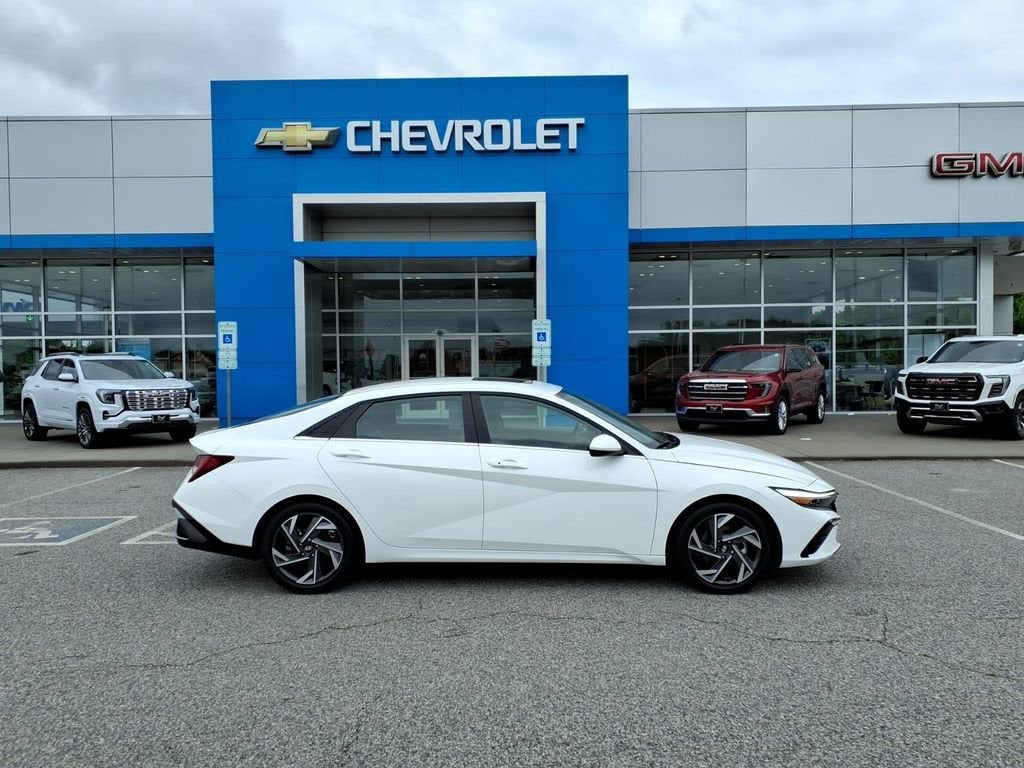 2024 Hyundai Elantra SEL