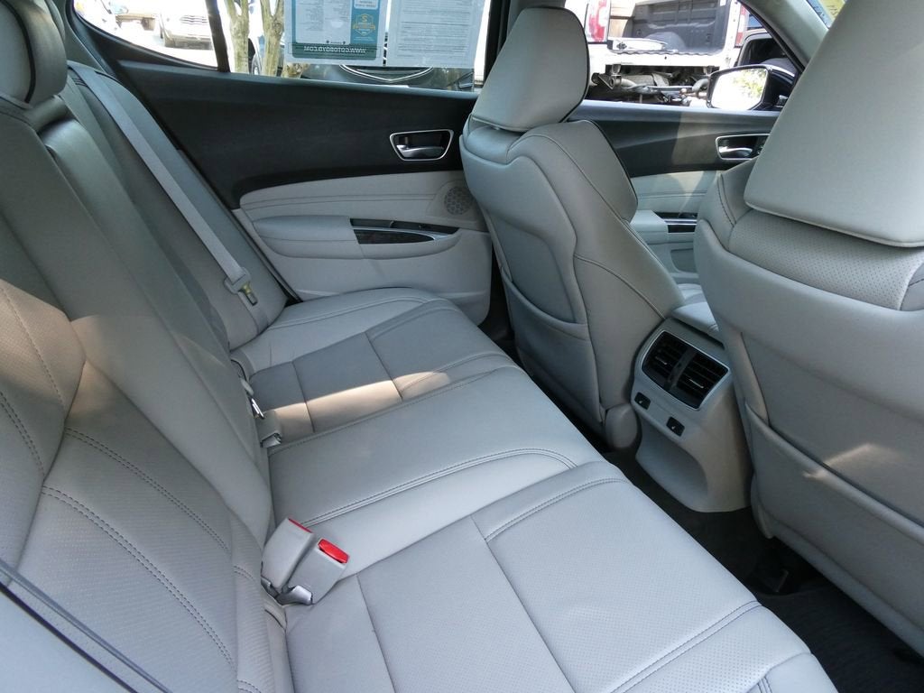 2018 Acura TLX w/Advance Pkg