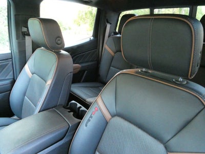 2024 GMC Canyon AT4