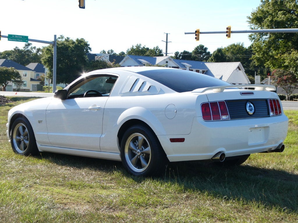 2006 Ford Mustang GT Deluxe