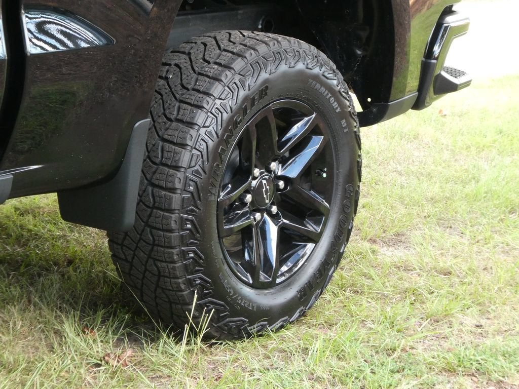 2024 Chevrolet Silverado 1500 Custom Trail Boss