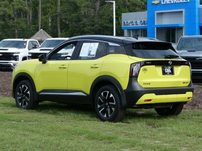 2025 Nissan Kicks SR